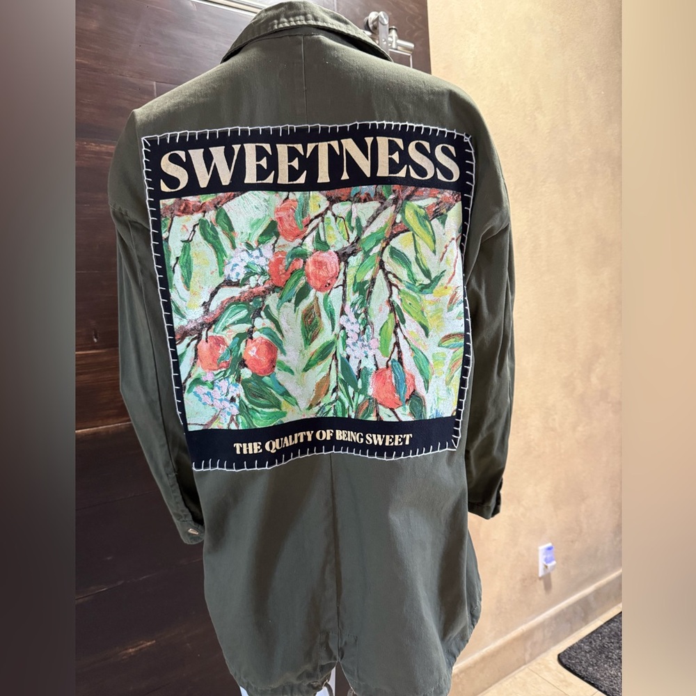 Sweetness Army Green Embellished Pockets Royal Matrix Jacket with Bold Details